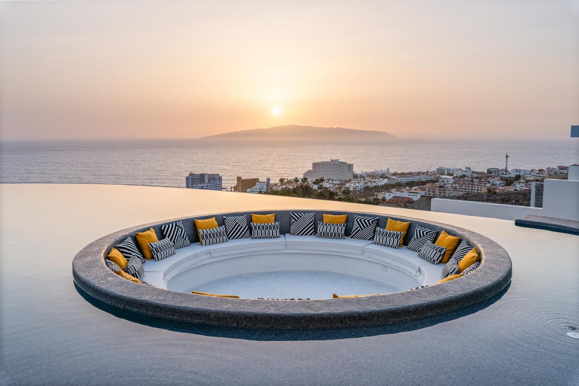 Karat Villa Fibonacci Costa Adeje  Exteriör bild
